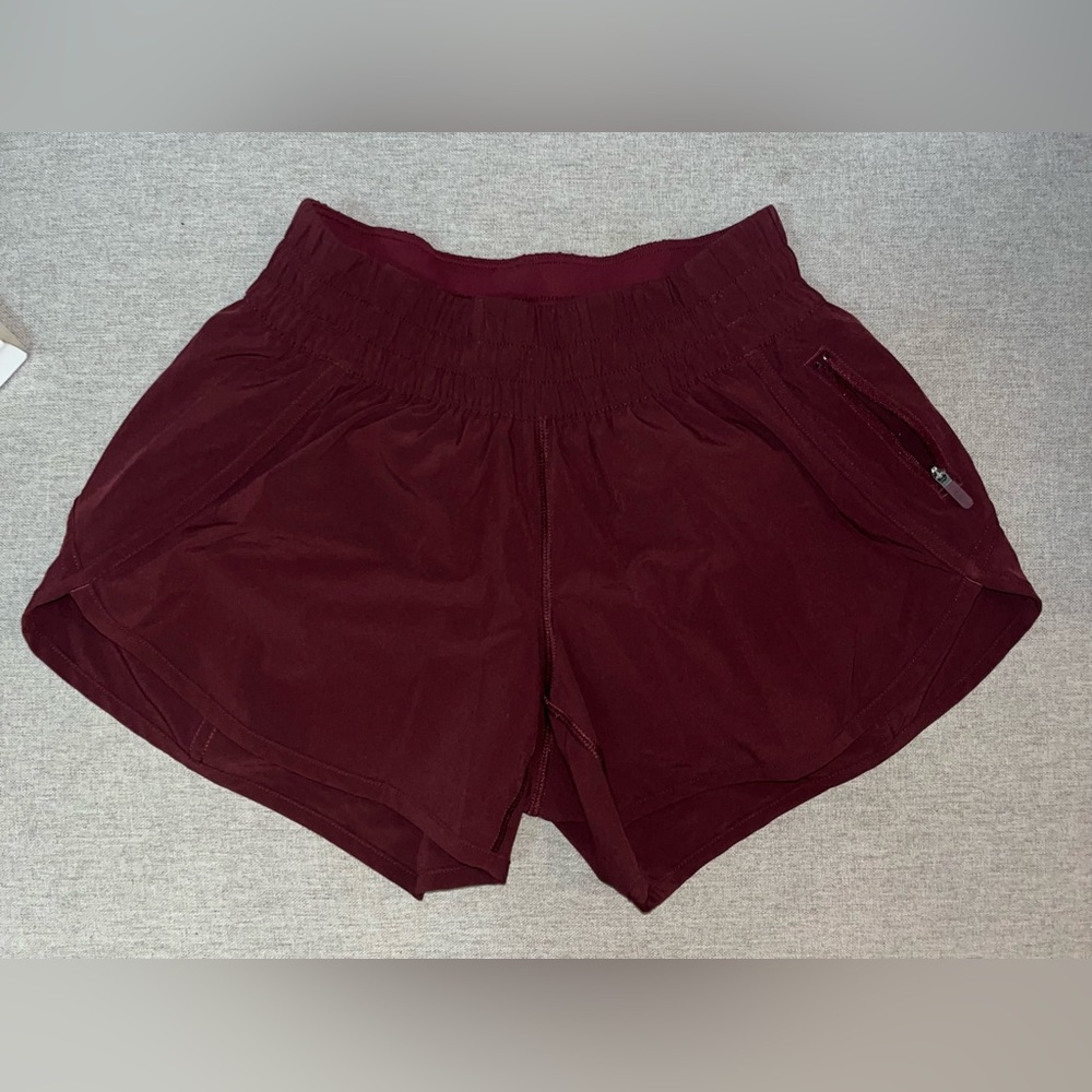 Like new lululemon Track That Lined Short - Sz 6, 3” inseam, maroon
